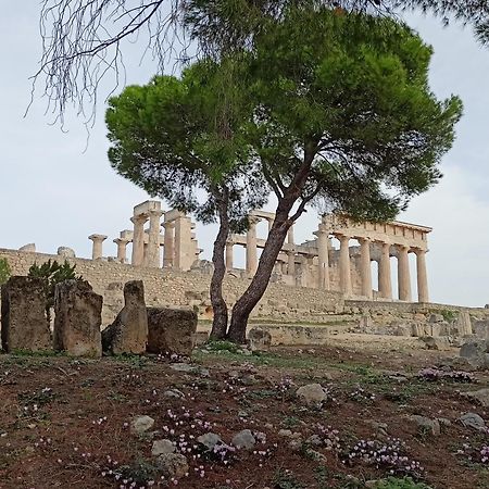 Finikas Rooms Agia Marina (Aegina) Exterior foto