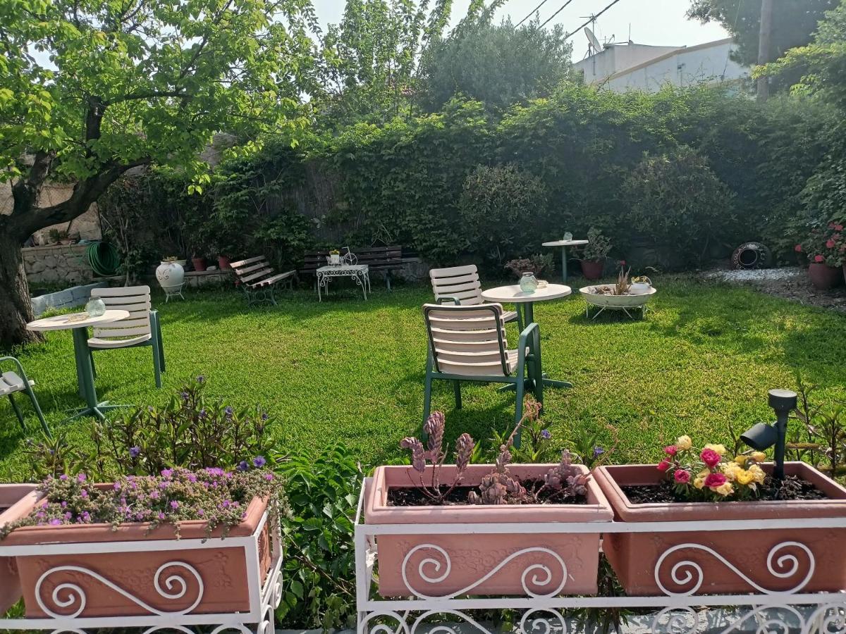 Finikas Rooms Agia Marina (Aegina) Exterior foto