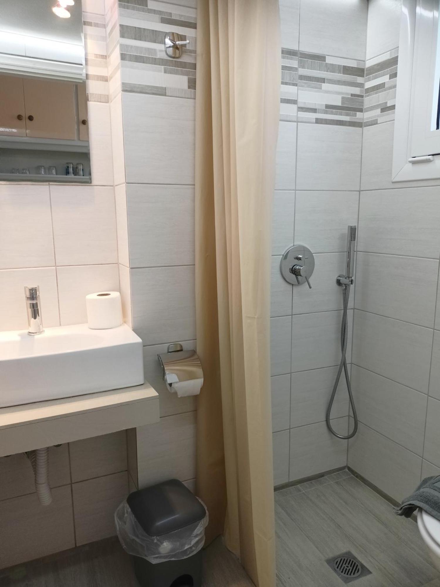 Finikas Rooms Agia Marina (Aegina) Quarto foto
