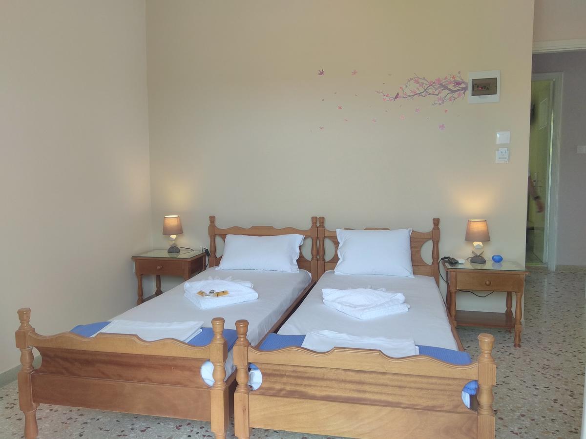 Finikas Rooms Agia Marina (Aegina) Exterior foto