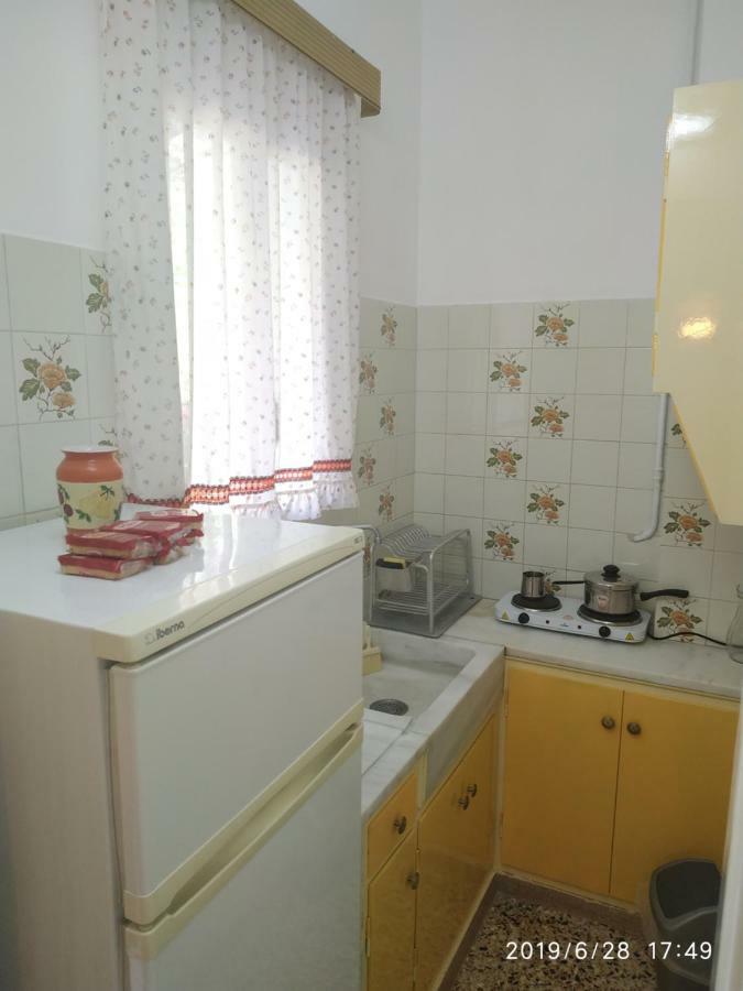 Finikas Rooms Agia Marina (Aegina) Exterior foto